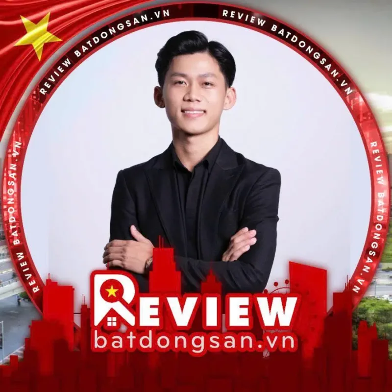 Chân dung Nguyễn Quốc Vỹ