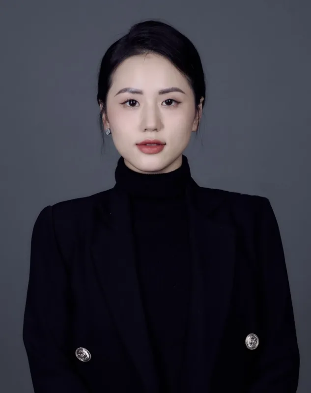 Chân dung Trần Thị Hoàng Anh