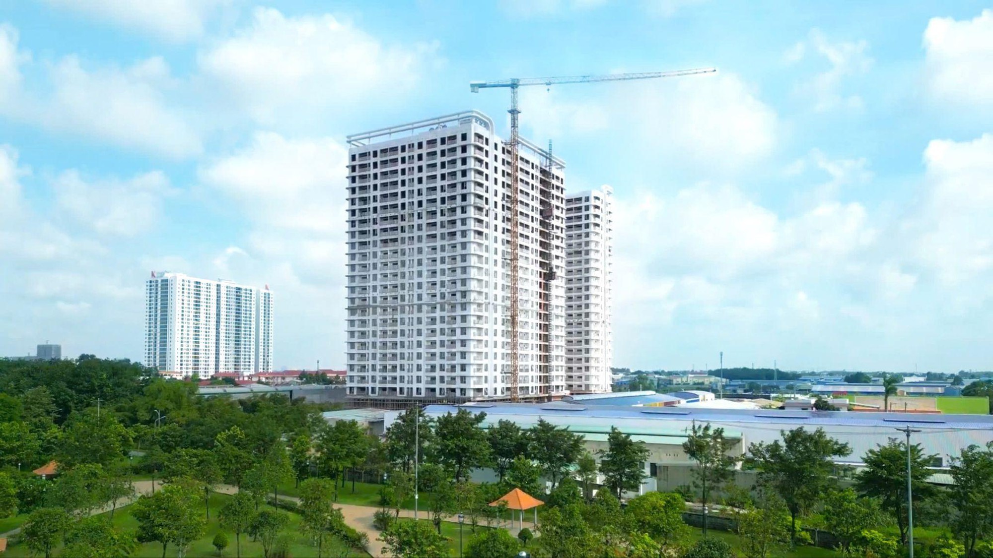Căn hộ Tecco Benhill đang được thi công theo đúng tiến độ, dự kiến bàn giao cuối năm 2025 tại Thuận Giao, TP HCM.