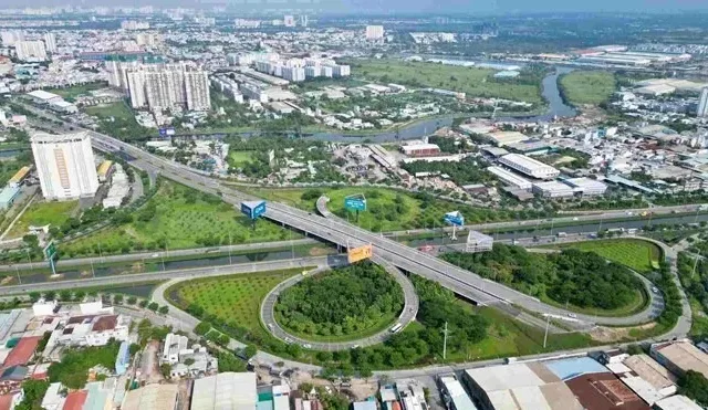 TPHCM Đầu Tư Hơn 28.000 Tỷ Đồng Mở Rộng Hạ Tầng Giao Thông, Tăng Cường Kết Nối Với Tây Ninh