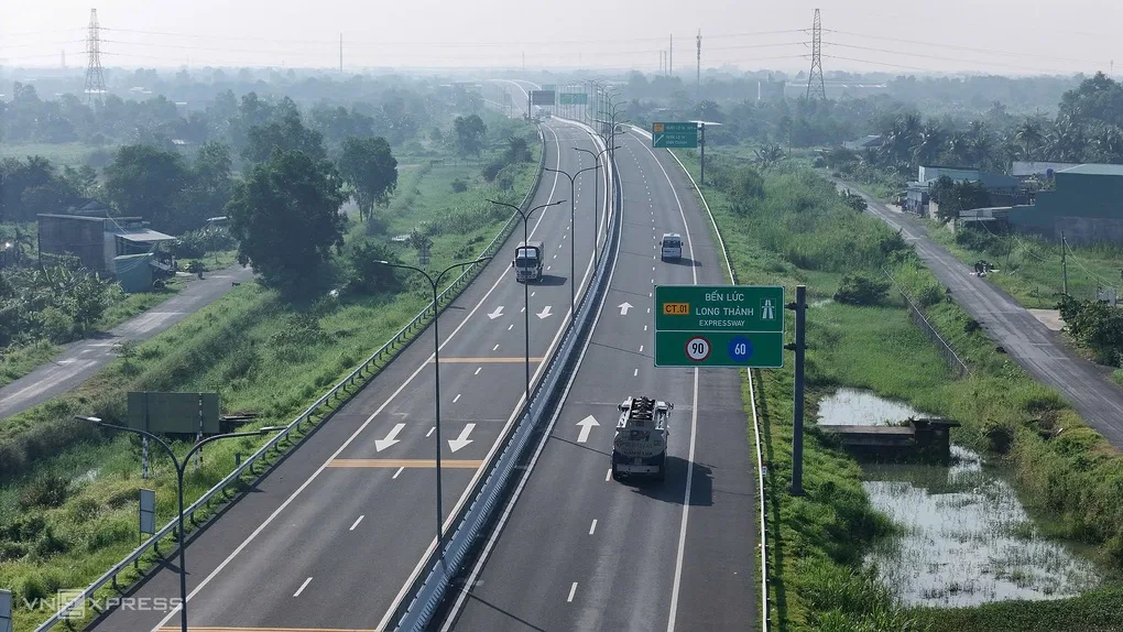Cao tốc Bến Lức – Long Thành thông xe toàn tuyến: Bước ngoặt kết nối Đông – Tây Nam Bộ