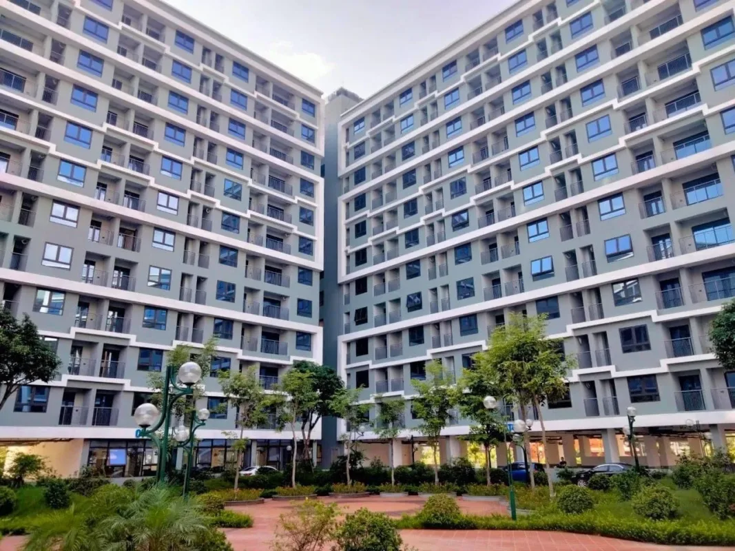 Hai tòa chung cư nhà ở xã hội đã hoàn thiện với sân vườn cây xanh ở khu dân cư