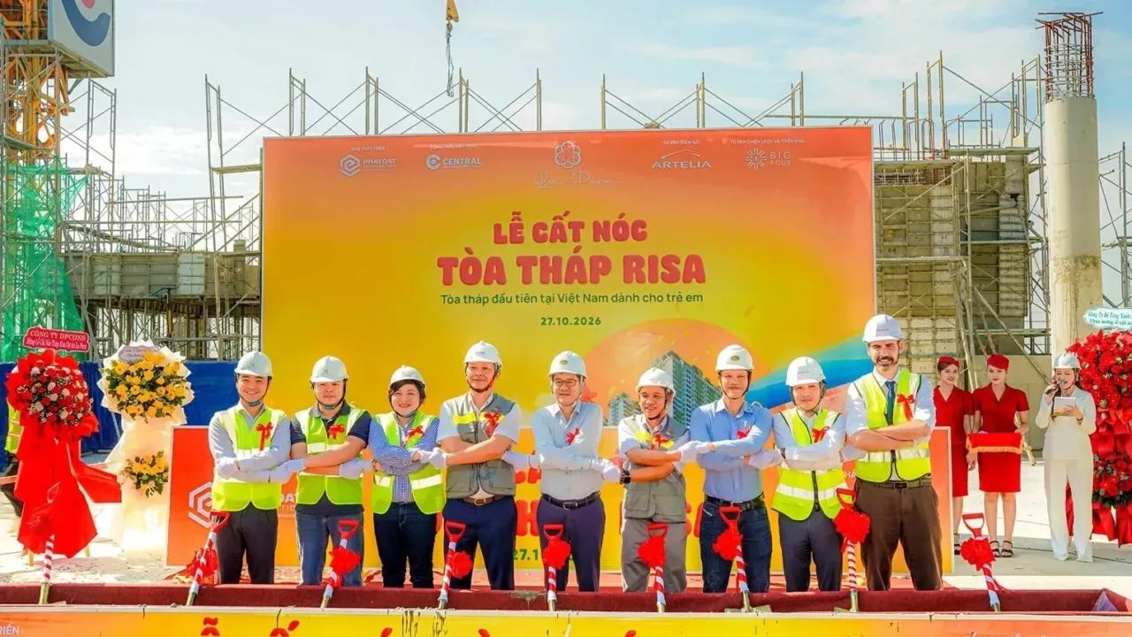Phát Đạt cất nóc phân khu thứ hai La Pura trên quốc lộ 13, TP.HCM
