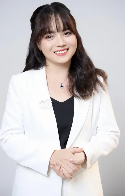Chân dung Thuỷ Trần