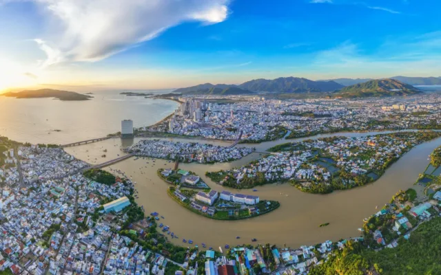 Nha Trang giữ vai trò trung tâm hành chính trong quy hoạch Khánh Hòa mới