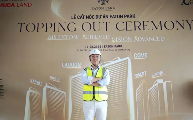 Lễ cất nốc Eaton Park